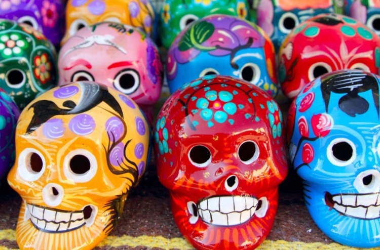 کجارو: فستیوال‌های عجیب در مکزیک؛ از شب مرگ تا مسابقه تربچه‌ها